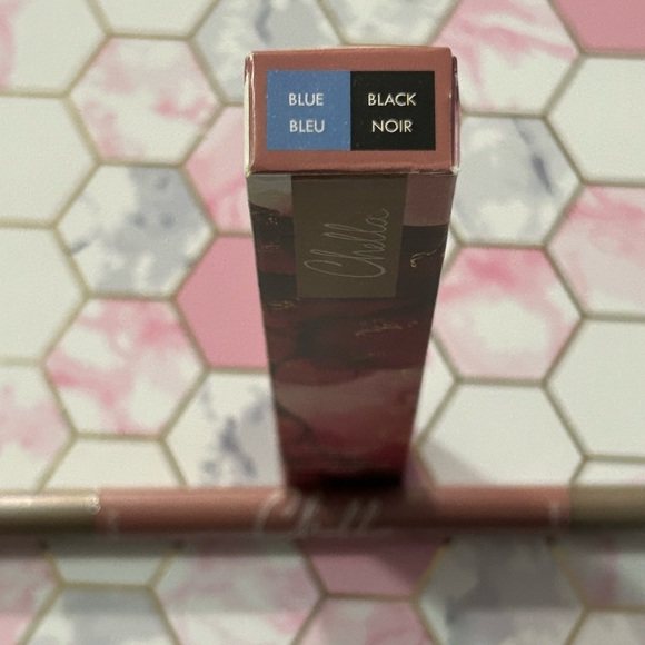 2/$20 CHELLA Dual Liquid Eyeliner Pearl - Picture 2 of 2